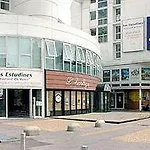 Aparthotel Séjours&affaires Léonard De Vinci