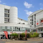 Séjours&affaires Léonard De Vinci Aparthotel 2*