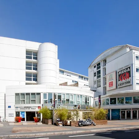 Hotel apartamentowy Sejours & Affaires Leonard De Vinci