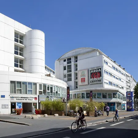 Sejours & Affaires Leonard De Vinci Hotel apartamentowy Tours