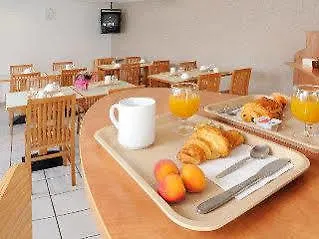 Sejours & Affaires Leonard De Vinci Apartmanhotel Tours