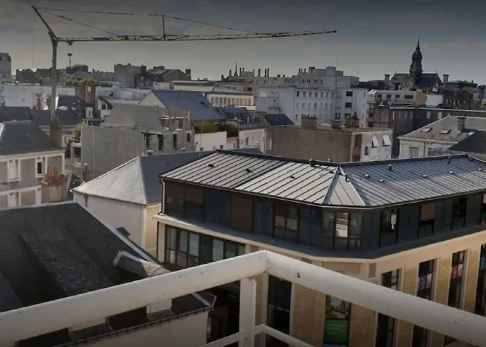 Aparthotel Séjours&affaires Léonard De Vinci